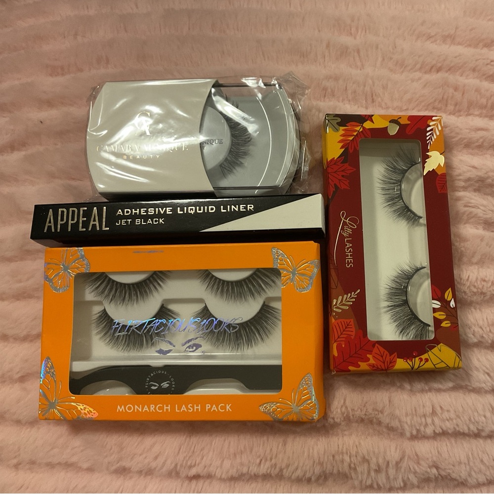 Assorted False Lashes